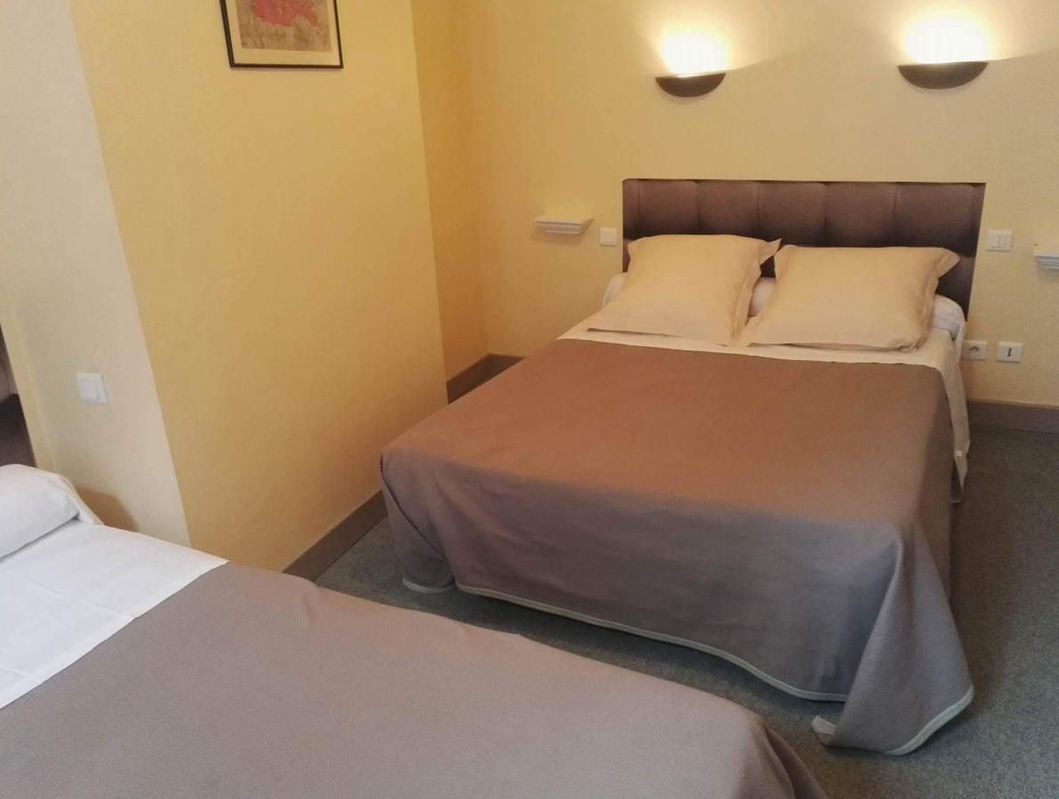 Hotel Du Square Riom Kültér fotó